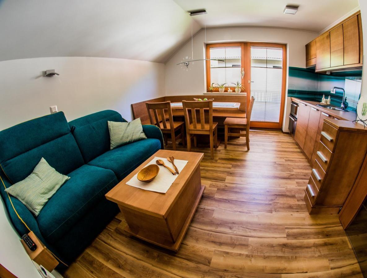 Apartments Bbi Luče Kamer foto